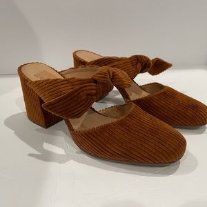 Madewell Zoe Bow Mule in Corduroy
